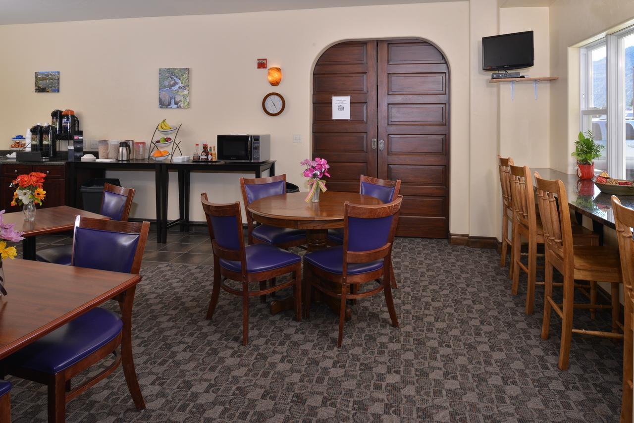 Blue Spruce Inn-meeker, Colorado
